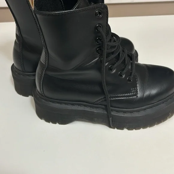 Doc Martin black platform boots - Picture 3 of 8